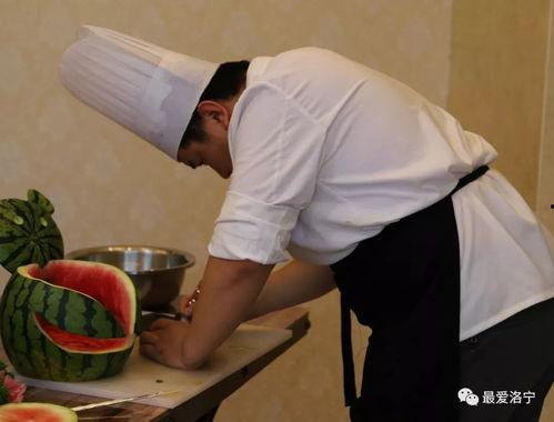 带你吃瓜搞笑厨师,揭秘带你吃瓜搞笑厨师的美食与幽默之旅